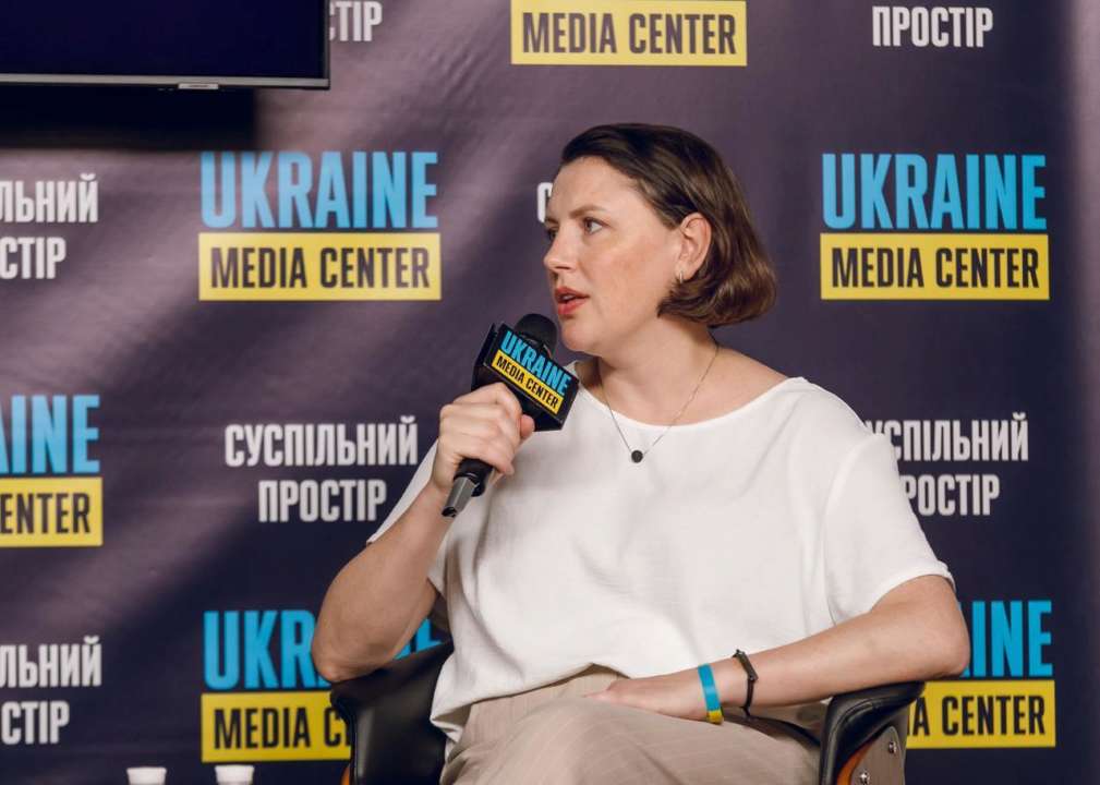 Ведуться переговори з міжнародними установами Ведуться переговори з міжнародними установами