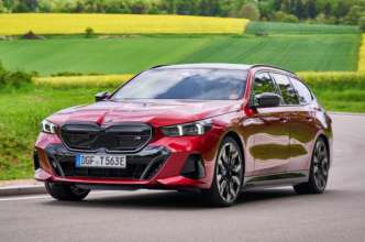 BMW опередила Tesla по количеству проданных автомобилей в Европе/Фото: BMW BMW і5