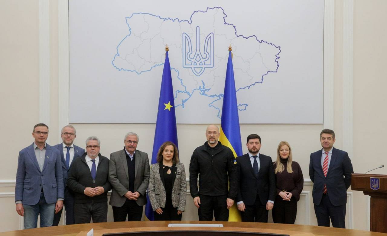 Фото: Денис Шмыгаль/Telegram Шмыгаль провел встречу с группой европарламентариев