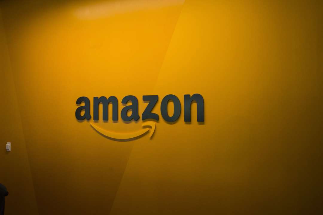 Фото: Getty Images/Автор — David Ryder Мінцифри розпочало співпрацю з Amazon: що це означає для України