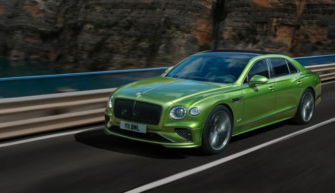Фото: Bentley Bentley представила обновленный потрясающий седан Flying Spur: фото зеленого красавца