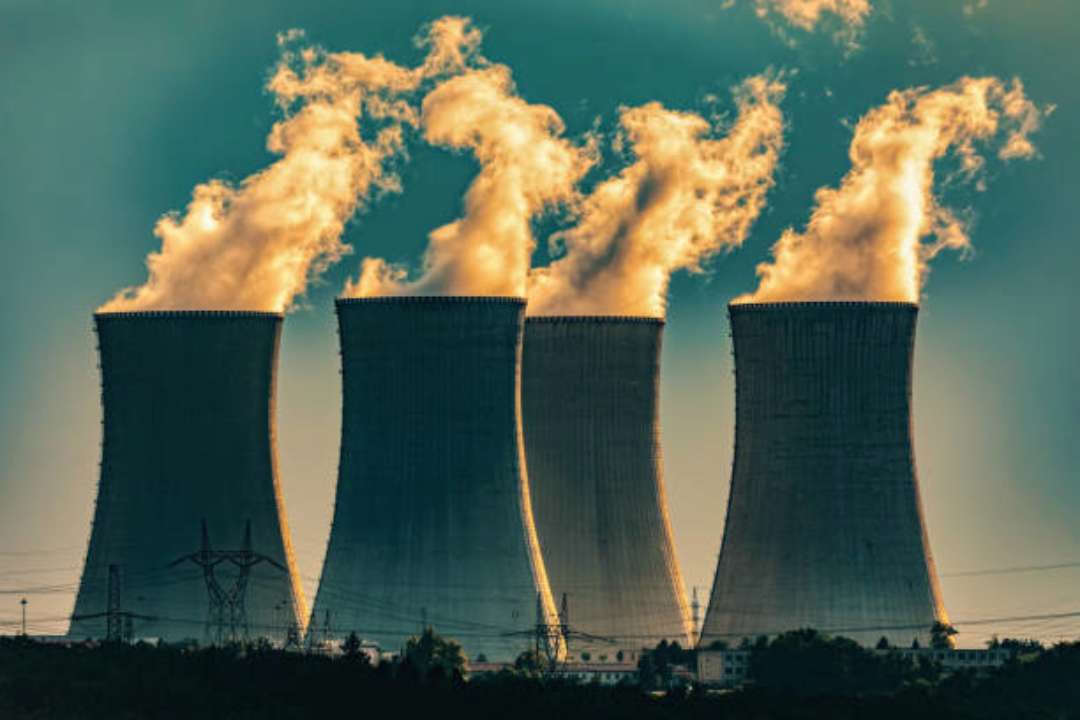 Фото: pexels Опитування: майже 80% українців підтримали ініціативу добудови Хмельницької АЕС