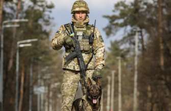Прикордонники викрили злочинну схему/Фото: ДПСУ Заробили на зраді мільйон доларів: зловмисники допомагали ухилянтам переправлятися за кордон