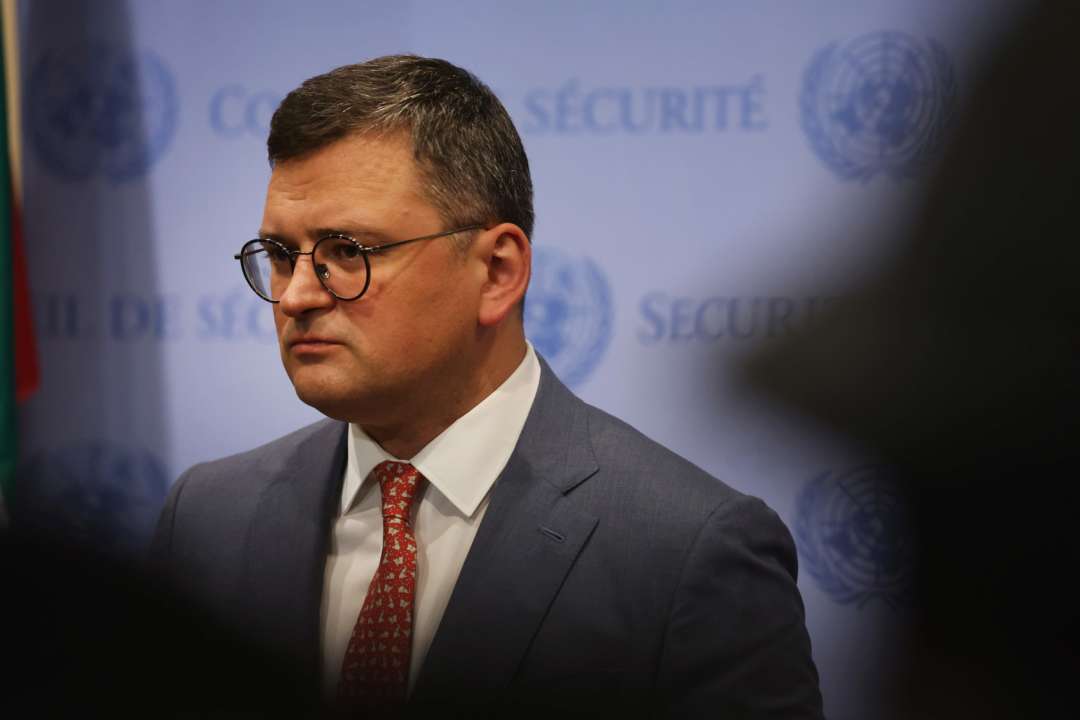 Дмитрий Кулеба поговорил с Блинкеном о предоставлении Украине дальнобойных ракет / Фото: Getty Images Кулеба призвал предоставить Украине ATACMS