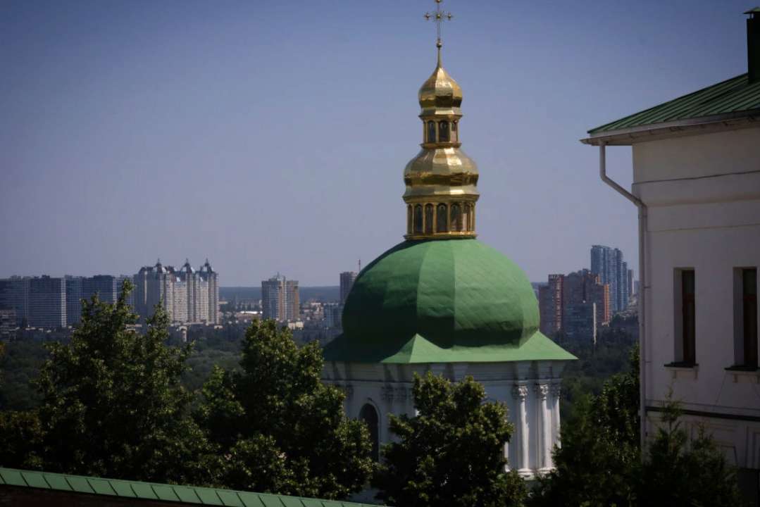 Еще 2 корпуса на территории Нижней лавры перешли под контроль государства/Фото: Getty Images