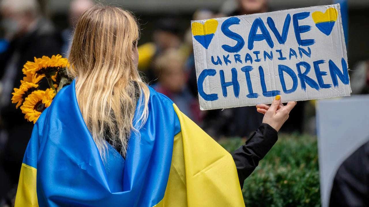 Греція та Аргентина приєдналися до Міжнародної коаліції за повернення українських дітей