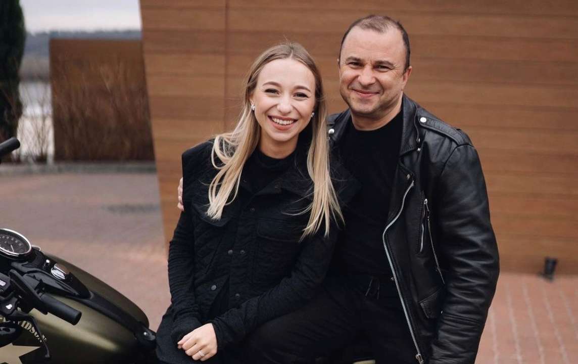 Дружина Віктора Павліка вирішила збільшити губи/Фото: repyahovakate/Instagram "Чоловік зі мною розлучиться": молода дружина Віктора Павліка вирішила змінити зовнішність