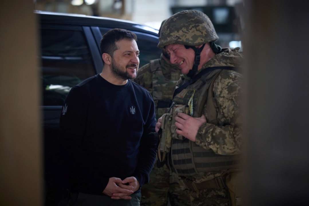 Президент Украины отправился на линию фронта ради встречи с защитниками / Фото: president.gov.ua Президент Украины отправился на линию фронта ради встречи с защитниками / Фото: president.gov.ua