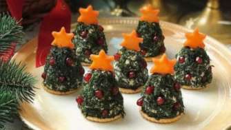 Вкусная и эффектная новогодняя закуска/Фото: fakty Исчезнет со стола первой: шикарная закуска на Новый год 2025