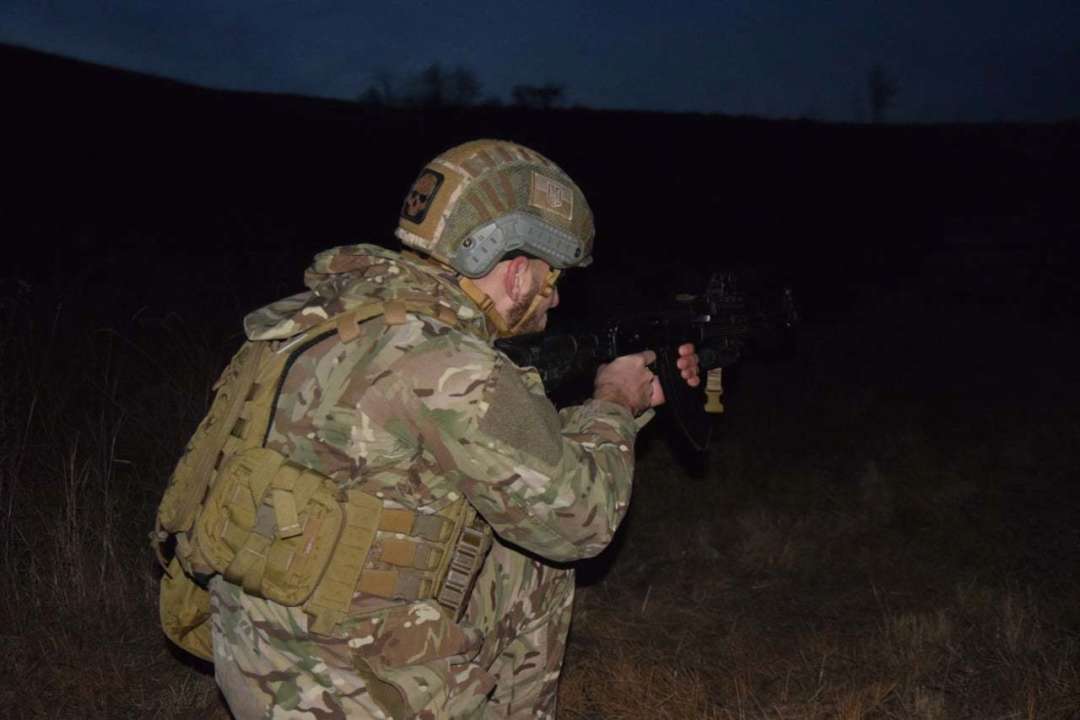 На Донбассе ранили украинского военного/Фото: штаб ООС Военный