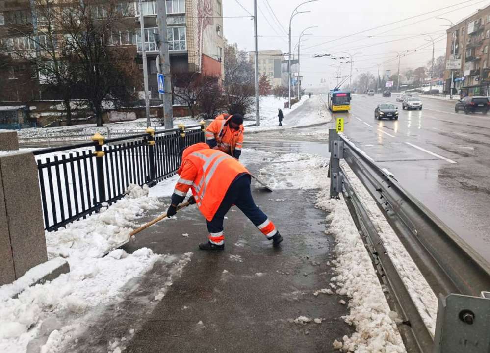 Наталка Діденко дала поради українцям: мажемо коліна і спини мазями, ухиляємося від головного метеорологічного болю, носимо неслизьке взуття та займаємося вітамінною профілактикою