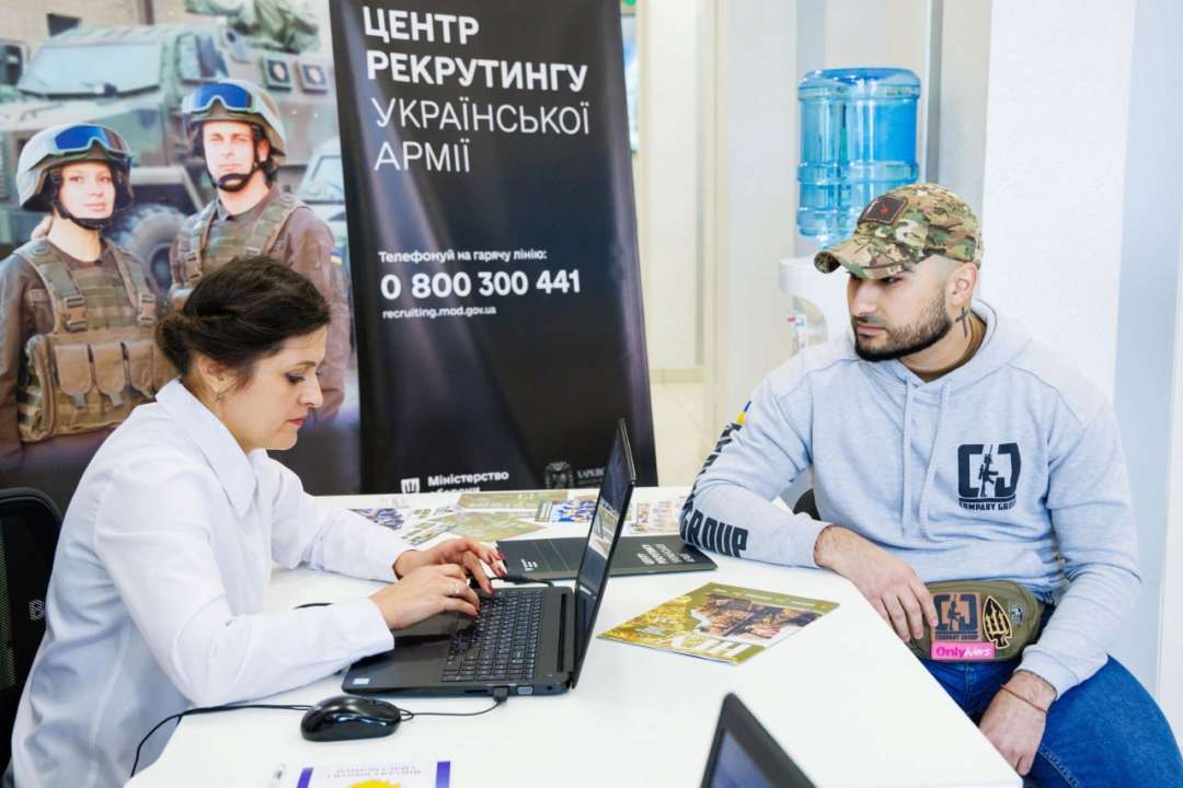 У Харкові запрацювали одразу два Центри рекрутингу Української армії