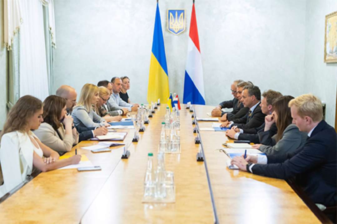 Нідерланди не виключають підготовки українських військових в Україні — МЗС