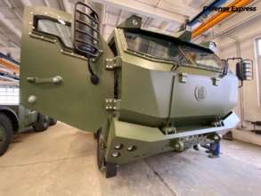 Украина закупила у Чехии бронированные шасси/Фото: Defense Express В Украину прибыли чешские бронированные шасси для ВСУ. Фото