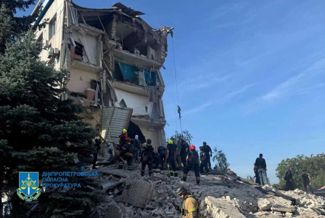 Троє загиблих та шестеро постраждалих внаслідок ракетного удару рф по Кривому Рогу - прокуратура