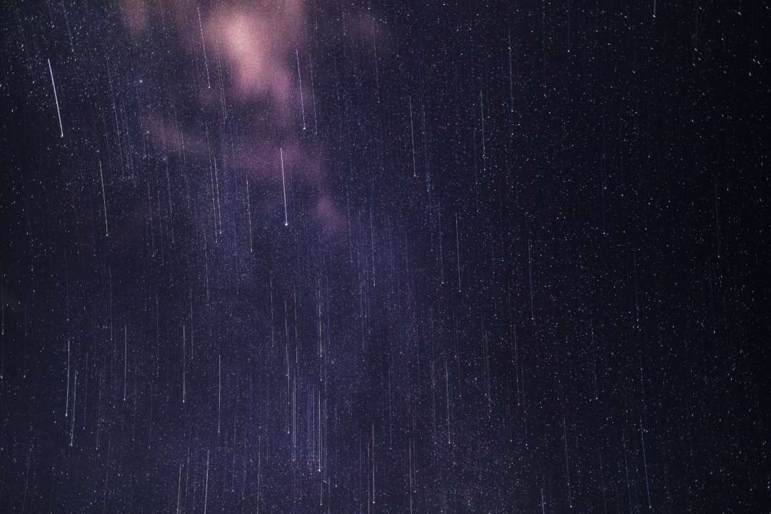 В декабре произойдет масштабный поток метеоров/Фото: Unsplash В декабре произойдет масштабный поток метеоров