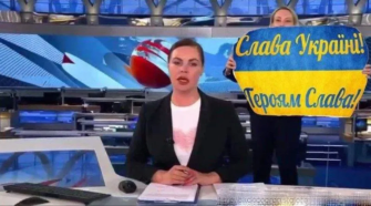 В Сети высмеяли антивоенный протест на "Первом канале"/Фото: Facebook В Сети высмеяли антивоенный протест на "Первом канале"