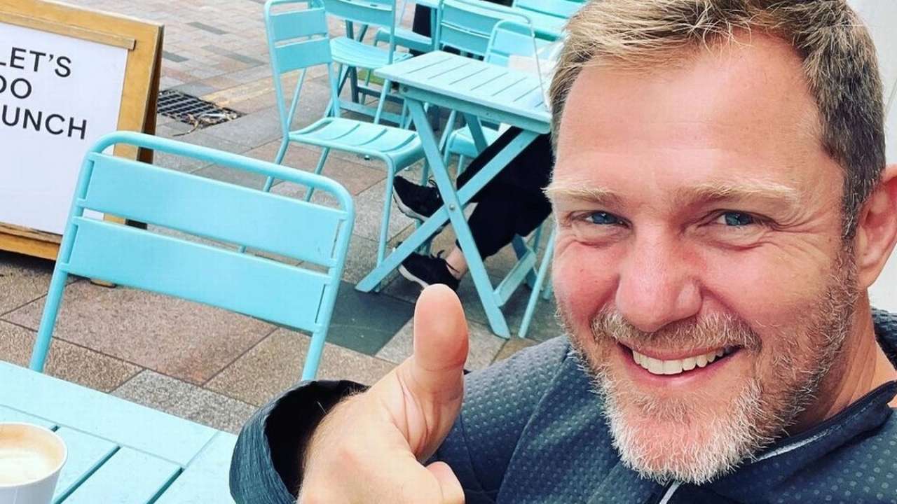 Стал миллионером: мужчина, который в 15 лет был бездомным, рассказал свою историю успеха
