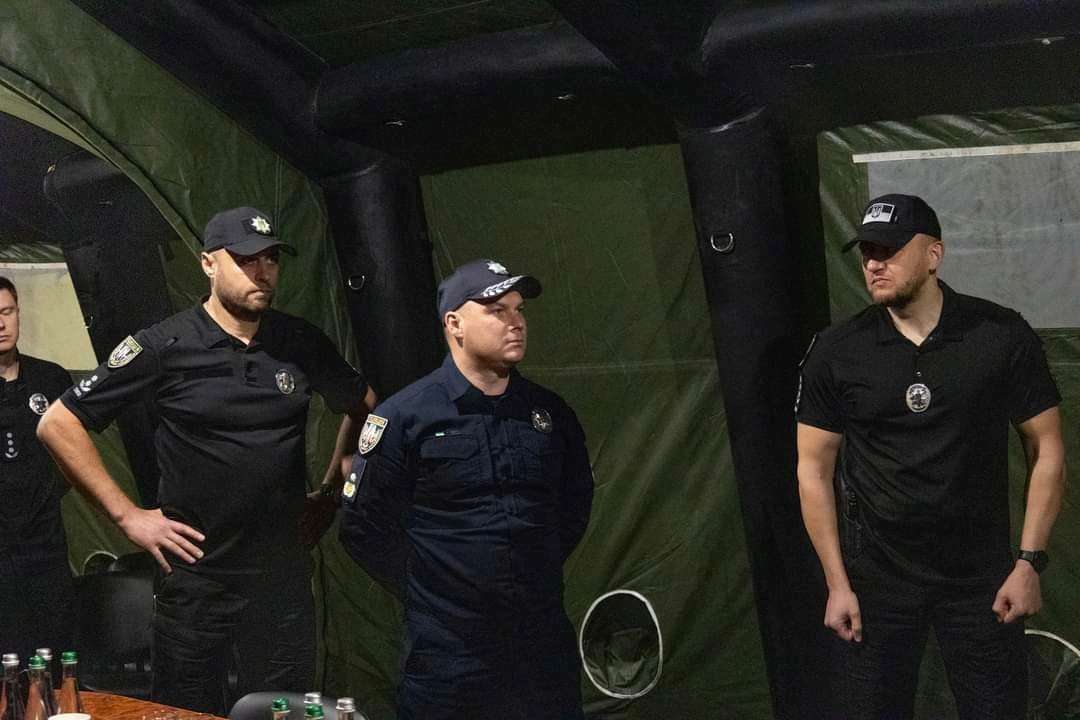 Глава Нацполіція Іван Вигівський перевірив заходи безпеки в Умані. Фото: Нацполіція Умань хасиди