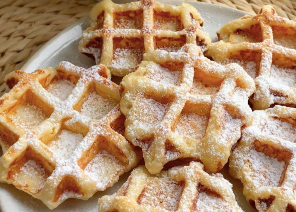 Как быстро и просто приготовить сырные вафли / Фото: instagram/vistovska_cooking