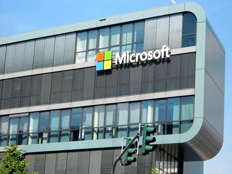 Microsoft создала искусственный интеллект со способностью имитировать голос кого-либо