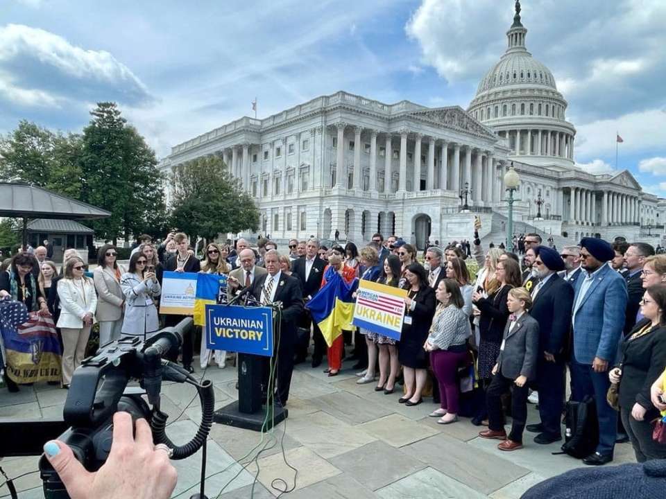 В Конгрессе США презентовали проект резолюции "Победа Украины"/Фото: Оксана Маркарова/Facebook В Конгрессе США представили проект резолюции о победе Украины в войне с россией