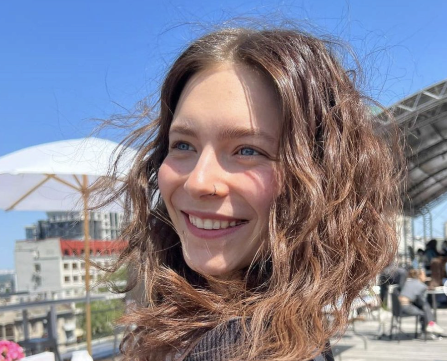 Елена Кравец поздравила дочь с 21-летием/Фото: maarriill/instagram "Люблю безгранично": Елена Кравец поздравила дочь с 21-летием