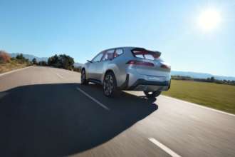 Фото: BMW Кросовер з іншої планети: BMW показала приголомшливий концепт Neue Klasse X. Фото
