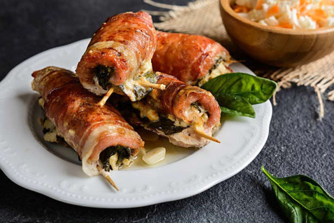 Мясные рулетики с черносливом/Фото: istockphoto Вкуснее, чем в ресторане: мясные рулетики с черносливом