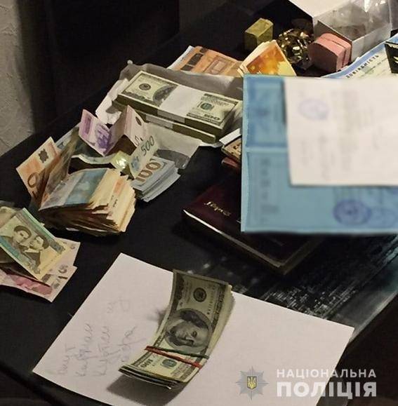 Фото: npu.gov.ua Обшук квартири зловмисників