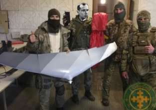 Захисники зловили БПЛА окупантів/Фото:InformNapalm Захисники зловили БПЛА окупантів