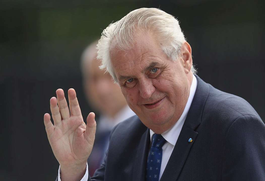 Президент Чехии разрешил гражданам страны сражаться за Украину/Фото: Getty Images Президент Чехии разрешил гражданам страны сражаться за Украину/Фото: Getty Images