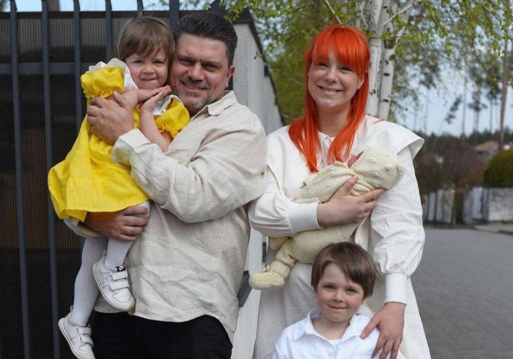 Заспівала новонародженій доньці: Світлана Тарабарова зачарувала шанувальників колисковою