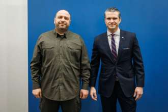 Умеров начал работу на заседании "Рамштайна" в Брюсселе - Минобороны