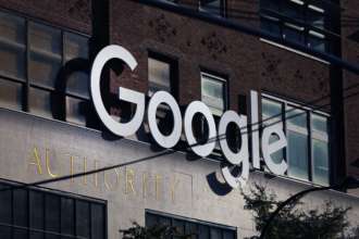 Фото: Getty Images Система Google Pay позволила пользователям переводить деньги в другие страны