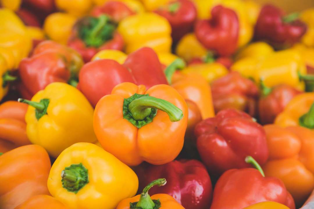 Мелатонін у їжі: нутриціолог назвала продукти, які покращують сон