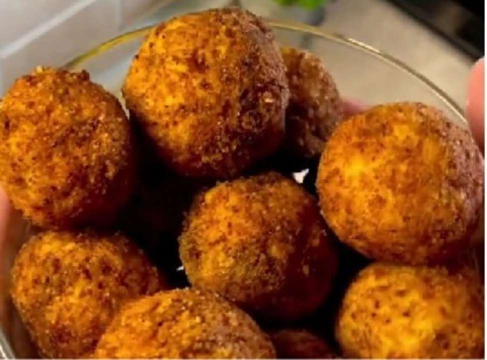 Як приготувати кульки із м'ясом і сиром легкі рецепти смажених страв на осінь 2023