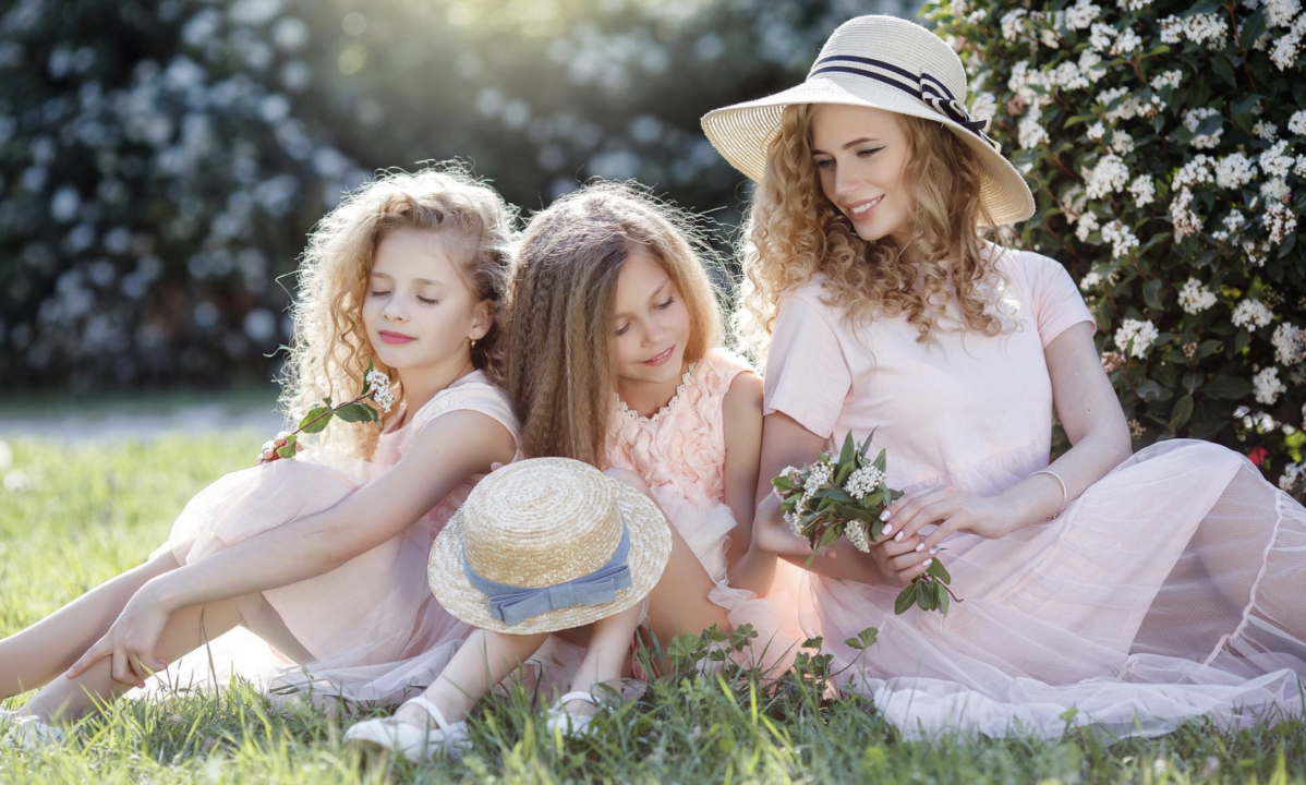 Какие зодиакальные пары приводят в этот мир красивых детей / Фото: Freepik