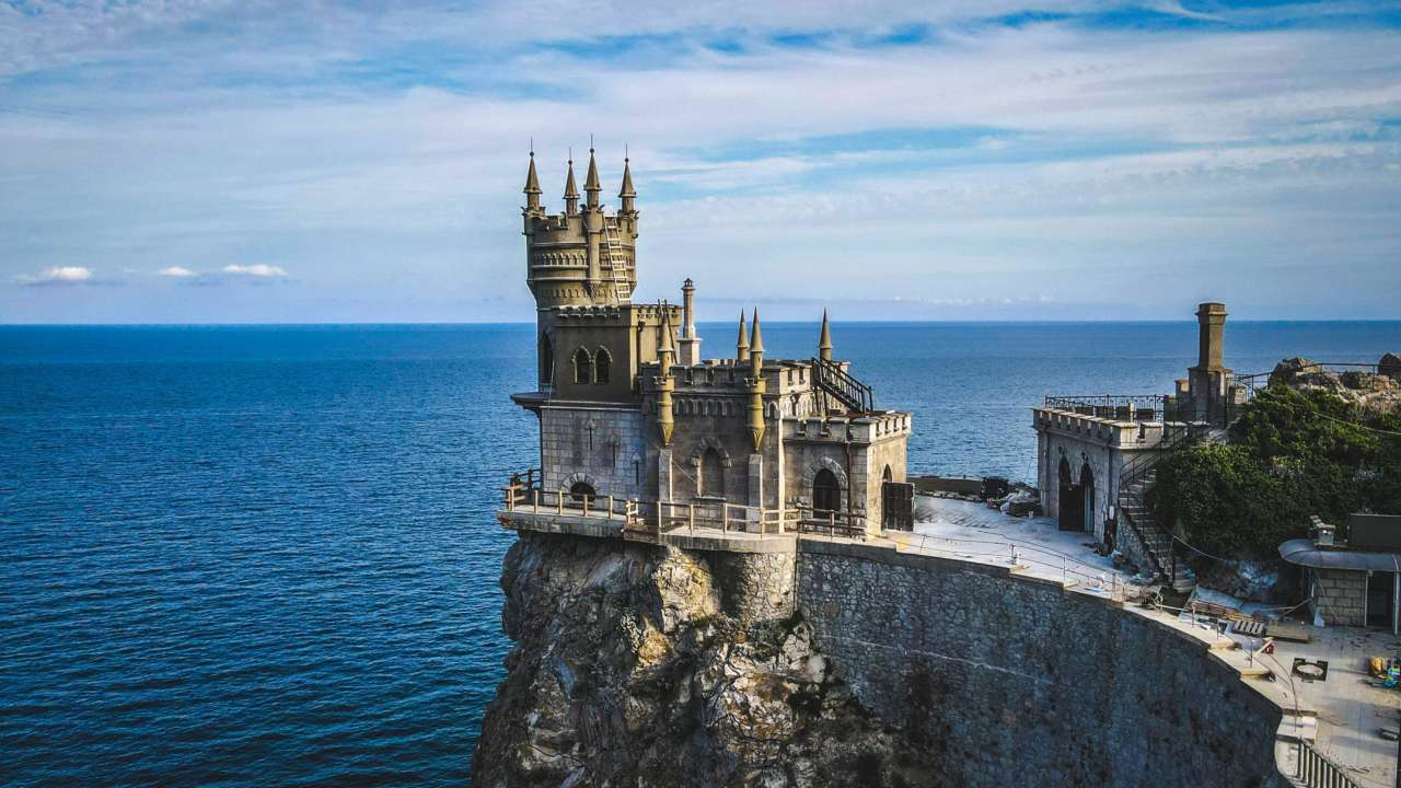 Парламент заборонив постачання прісної води до Кримського півострова