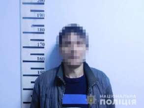 facebook.com/UA.KyivPolice Раніше засуджений киянин підстрелив жінку, яка сварилася з його матір'ю