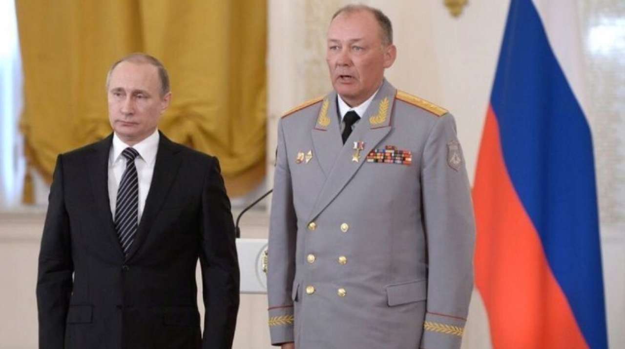 Генерал Дворников
