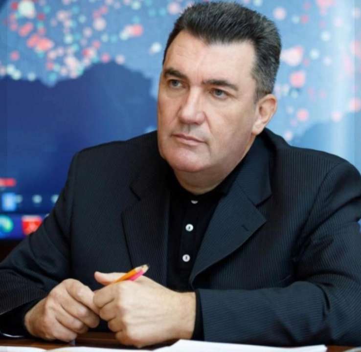 Данилов назвал, когда случится раскол россии и умрет путин. Фото: Facebook Алексея Данилова Данилов о ядерном оружии россии
