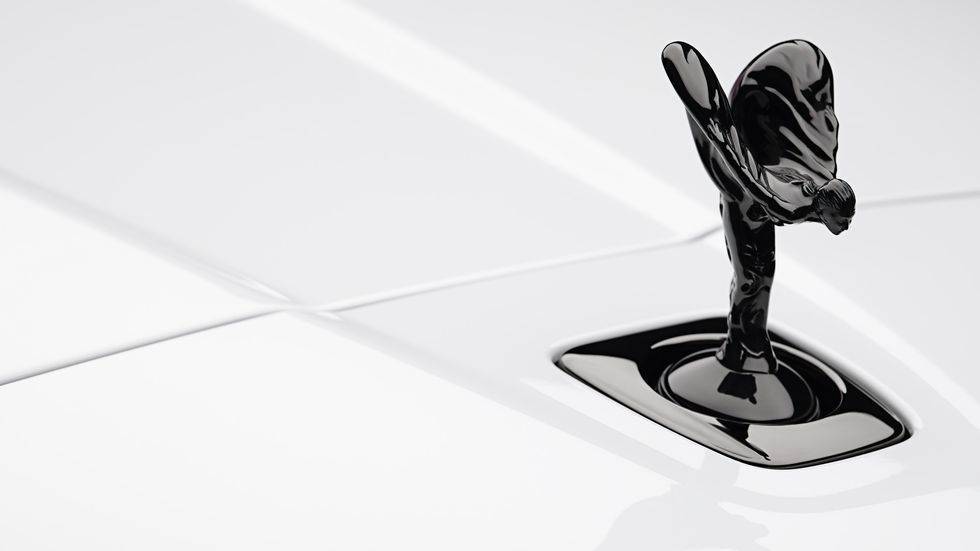 Фото: Rolls-Royce Похож на бульдога: Rolls-Royce Cullinan получил новый массивный дизайн