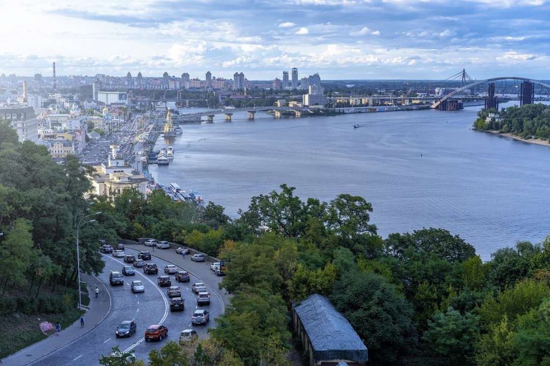 У Києві впала ракета типу "Кинджал" / Фото: Pixabay росія випустила майже всі типи озброєння: по Києву завдали удару "Кинджалом"