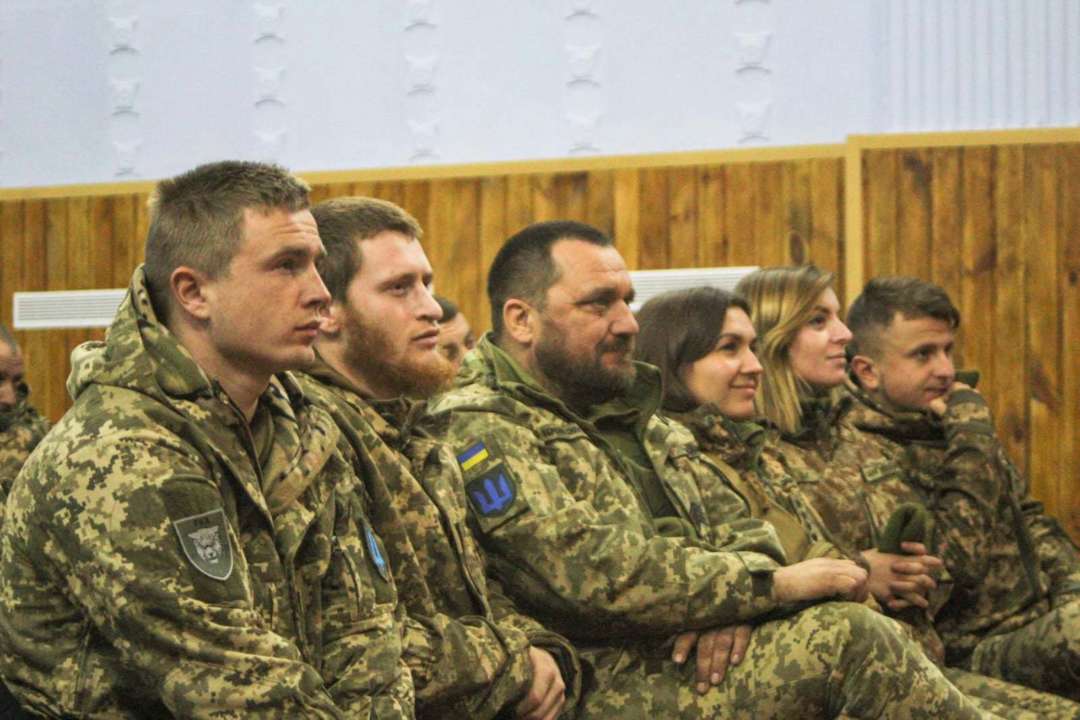 Военные