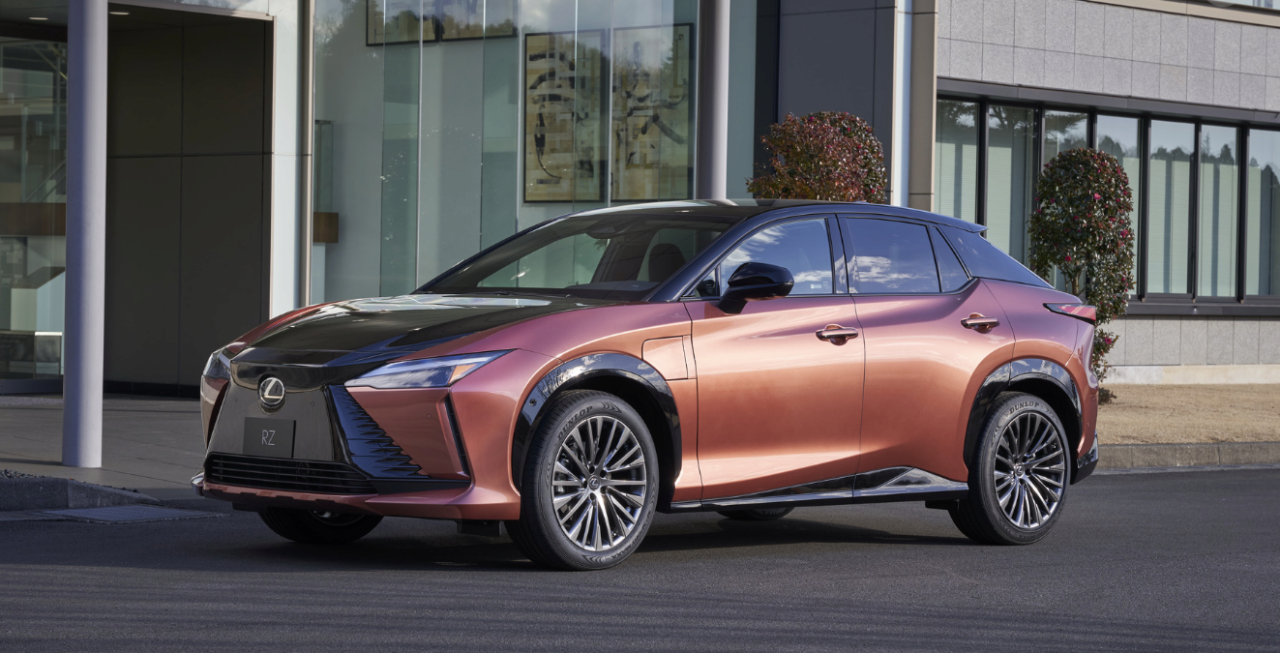 Найпопулярніші електромобілі у світі/Фото: Lexus Lexus RZ