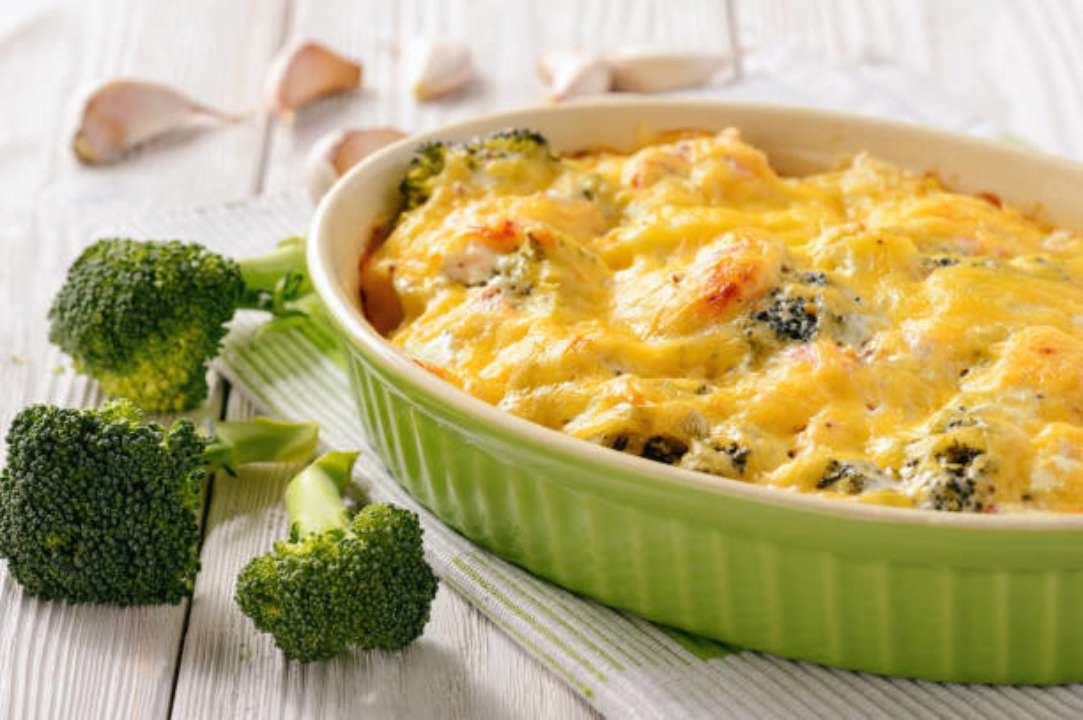 Полезная и очень вкусная запеканка из брокколи. Видеорецепт