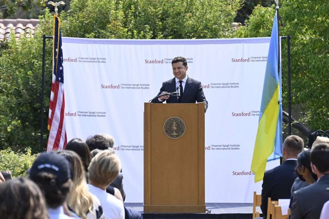 Фото: Офіс Президента Зеленський у Стенфордському університеті розповів про додаток "Дія"