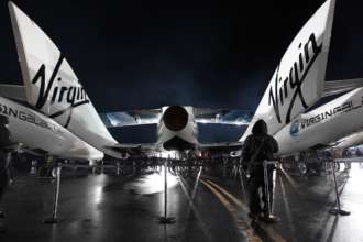 Фото: Getty Images/Автор - David McNew Virgin Galactic безкоштовно розіграє два квитки на політ у космос