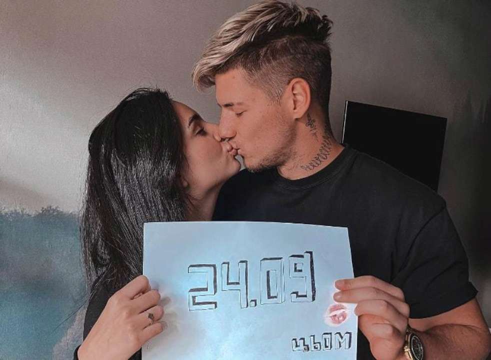 Анна Трінчер показала підписникам підготовку до весілля/Фото: Instagram/annatrincher_official Анна Трінчер показала, як разом з нареченим готується до весілля